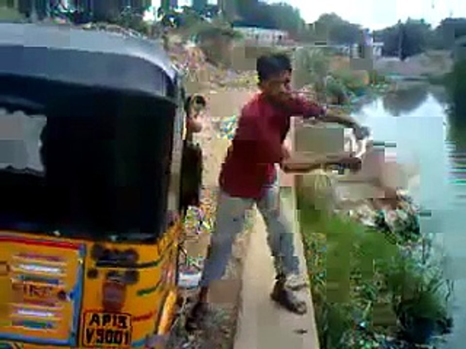 Hindu attacks on muslim