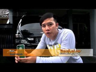 Ruri Repvblik Cuek Soal Gadget