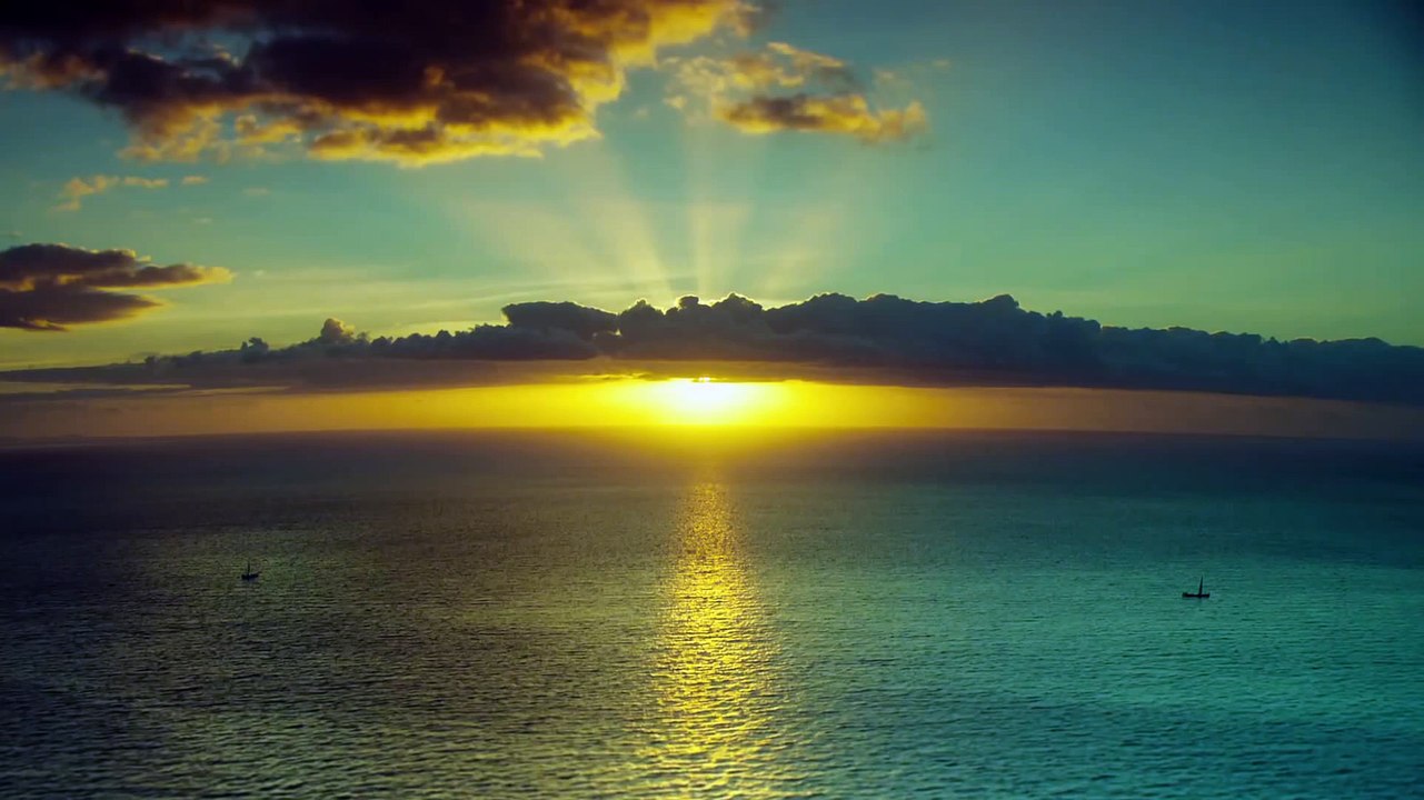 In The Heart Of The Sea Official Trailer #1 (2015) - Chris Hemsworth Movie HD