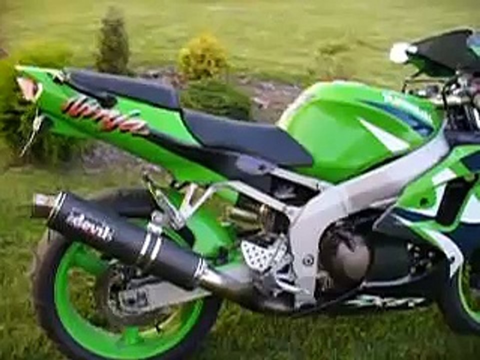 Kawasaki zx6r ninja with devil exhaust