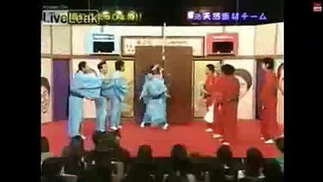 Funny Japanese Game Show ~Hilarious Japanese Marshmallow Eating Contest~