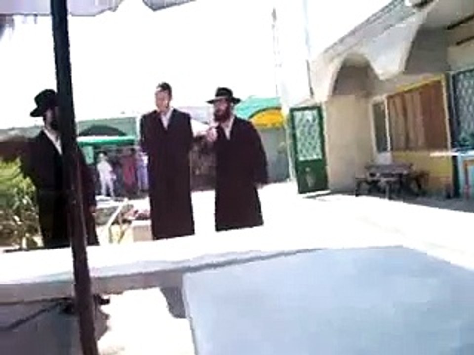 How the Jews Treat Christians in Israel?