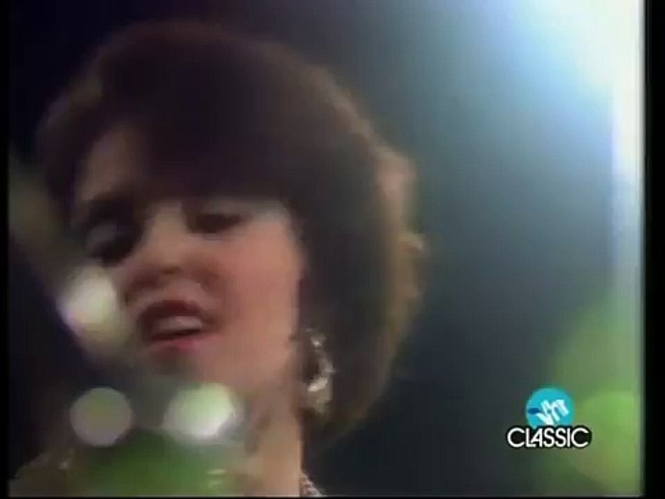 PAT BENATAR - "Love Is a Battlefield" on Musikladen (1984)