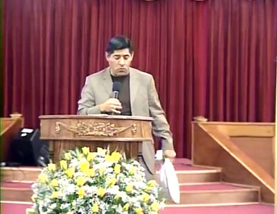 jemir predicando pastor Roberto Gomez