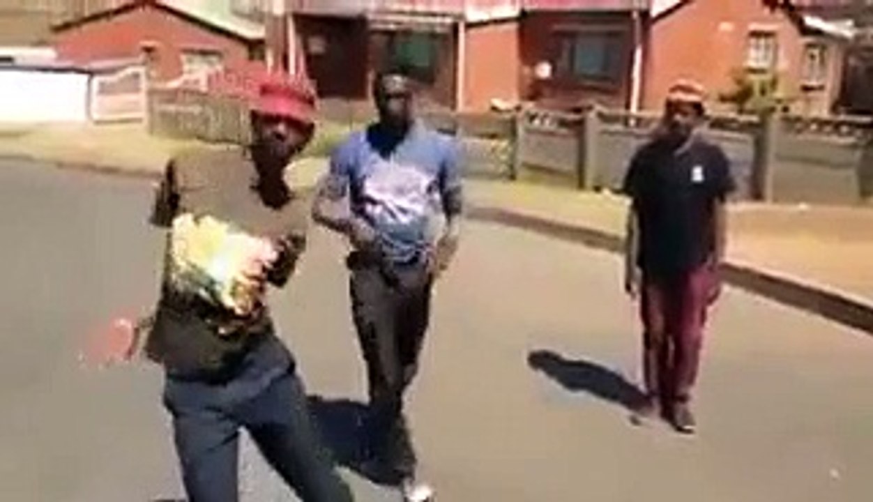 free style street dancing boys