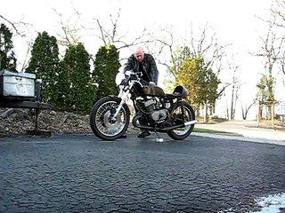 Yamaha RD350 Cafe Racer