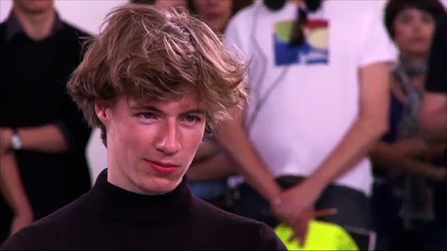 Ces deux amoureux ne s'étaient pas vus depuis 20 ans...leurs retrouvailles vont juste vous donner des frissons !