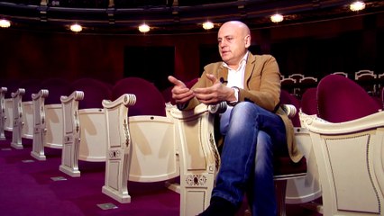 Intimando: Juan Carlos Pérez, director del Teatro Real