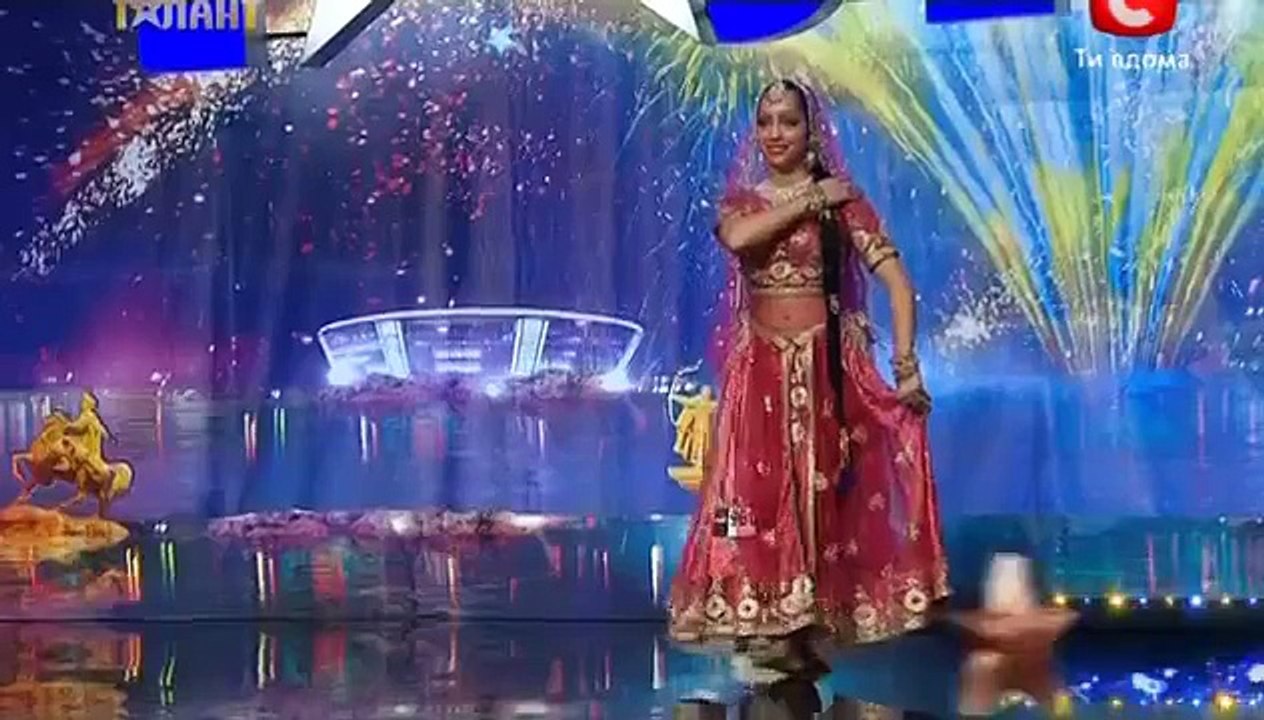 Ukraine's Got Talent - Bollywood Mujra in Kathak dance by Svetlana Tulasi (with English subtitles)
