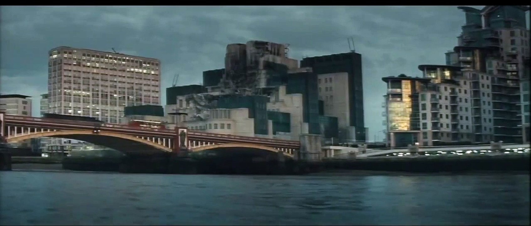 Trailer Spectre avec Léa Seydoux et Monica Bellucci