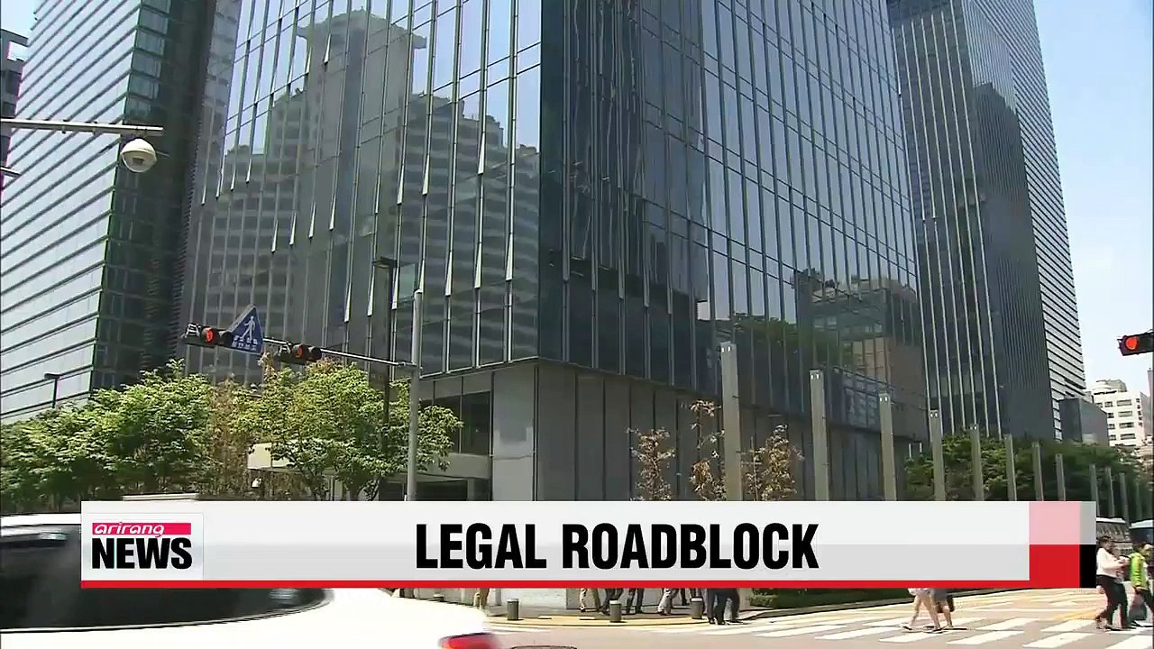 Elliott Associates takes legal action to block Samsung merger