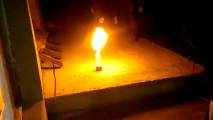 Having fun with chemistry...Hyudrogen experiments !