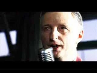 Billy Bragg "Old Fashioned Girl" Music Video  from Mama's Boy Anna Faris