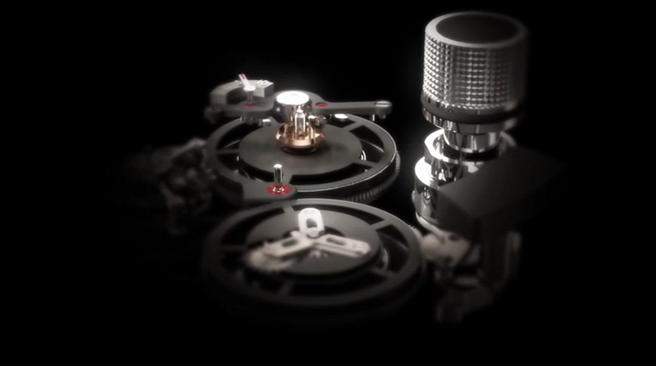 La montre J12 Rétrograde Mystérieuse de Chanel Horlogerie