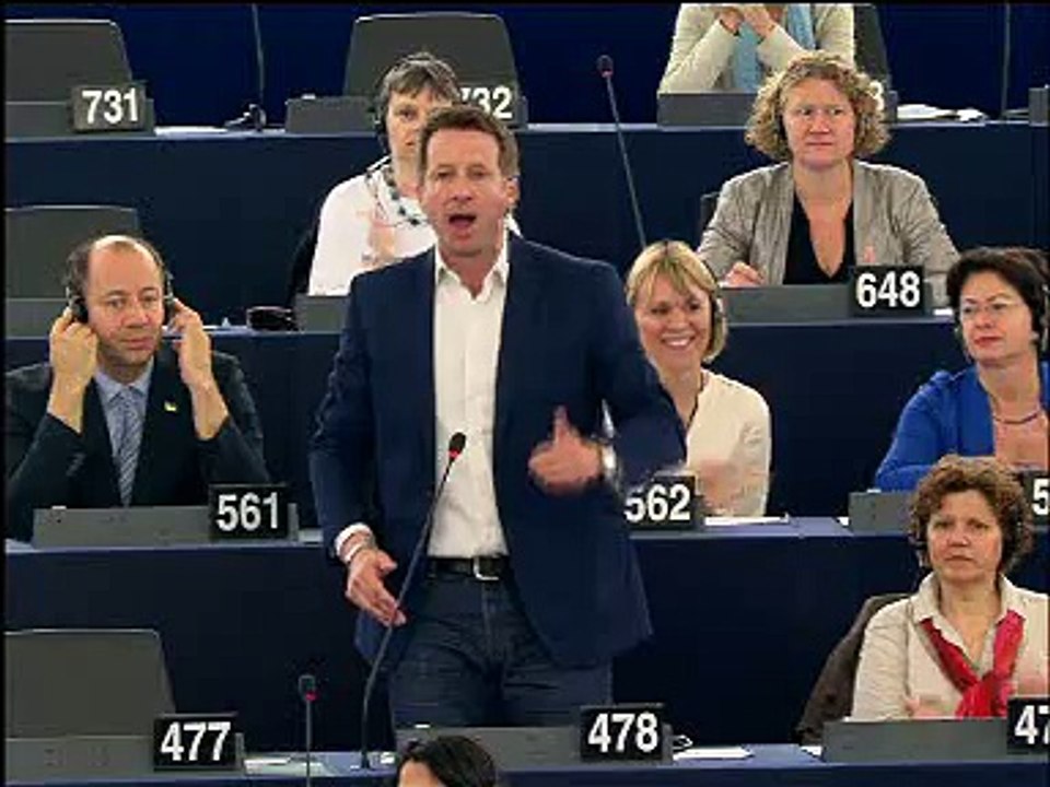 Intervention de Yannick Jadot pour contester le report du vote sur le TAFTA du Parlement européen