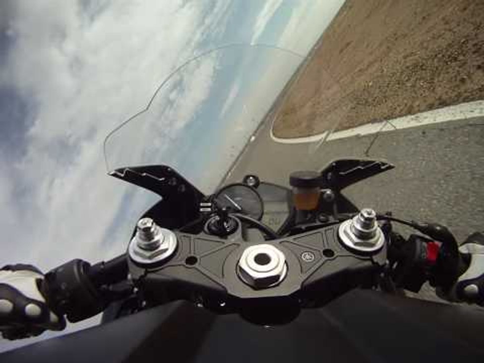 Motoyard trackday @Streets of Willow with 2009 YAMAHA R1 B group on Dunlop Sportmax Q2 Tires