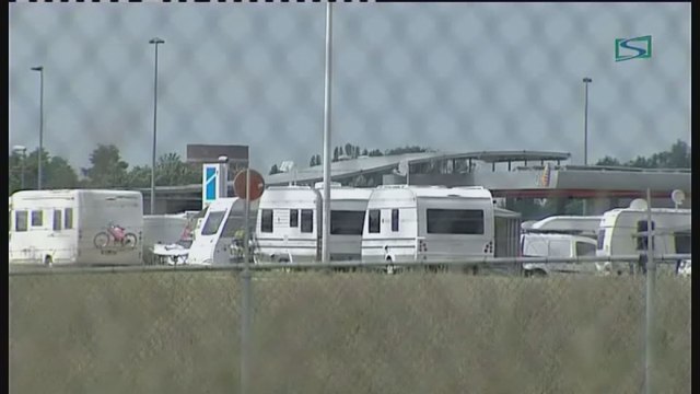 Des caravanes aux abords de l'aéroport de Charleroi: BSCA saisit la justice
