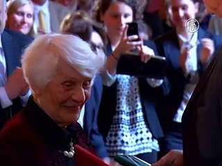 В 102 года врач из Германии защитила диссертацию