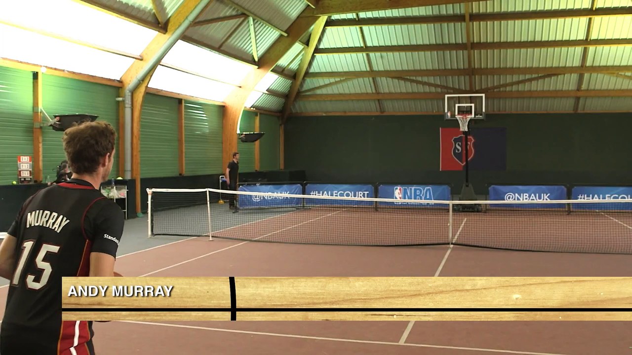 Andy Murray s'essaie au basket avec le Half Court Challenge