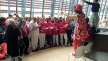 Une chorale et des clowns contre le cancer à l'hôpital de Calais