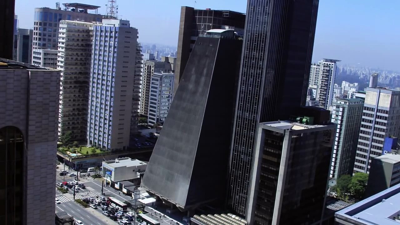 FIESP joga na cara do povo Brasileiro, que os ILLUMINATI estão por trás da onda de protestos.
