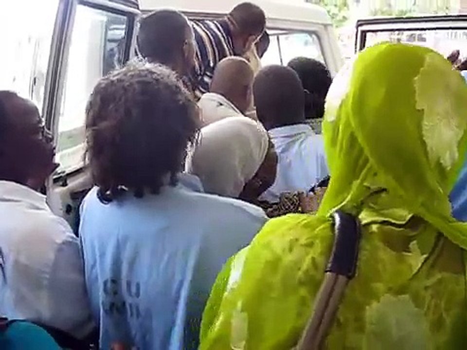 KIFO CHA MZEE KAWAWA.wmv