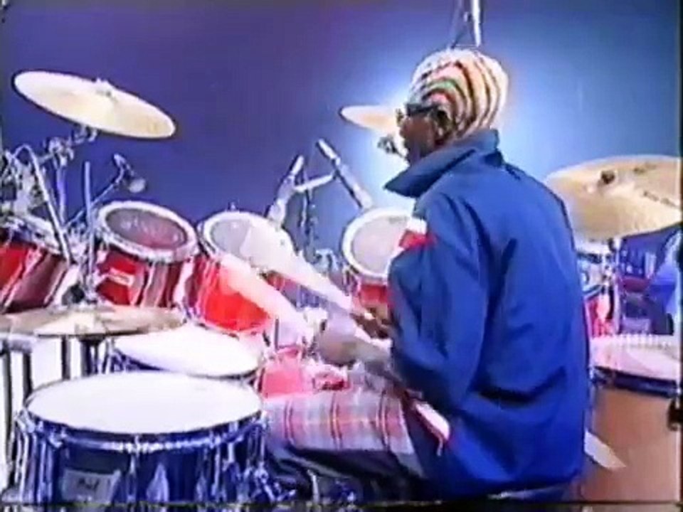 Entrée des danseurs - Bercy 2000 - Wenge musica maison mere - Werrason - Congo - Dombolo