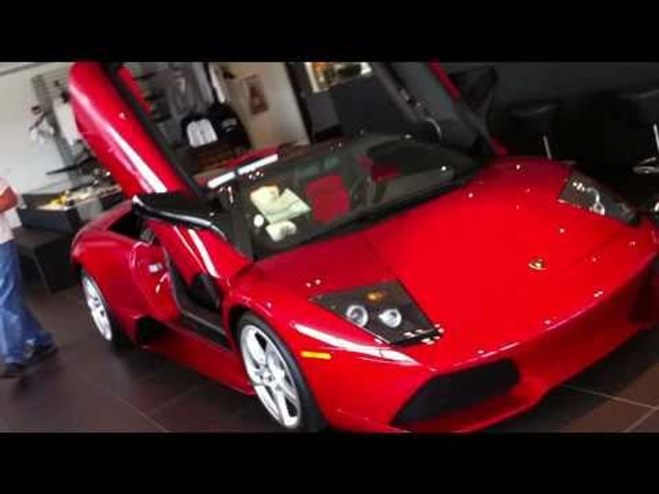 Lamborghini Murcielago LP640 Roadster and Verde LP560