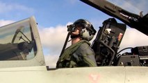 Voler dans un avion de chasse Typhoon à bas niveau