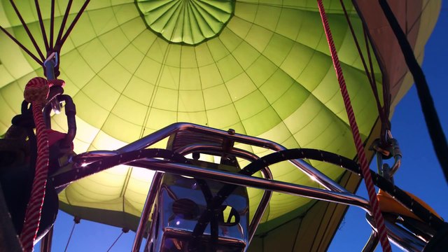 Epic Hot Air Balloon Rope Swing in 4K #incredouble