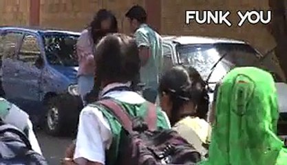 Watch Reaction of Girls on Marriage Proposal by a Boy