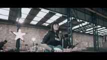 María Villalón - Descalza (videoclip oficial)