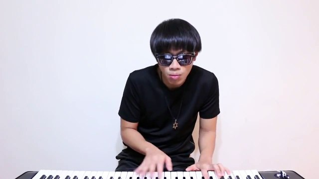 Sia - Elastic Heart feat. Shia LaBeouf & Maddie Ziegler (Black Piano Cover).mp4