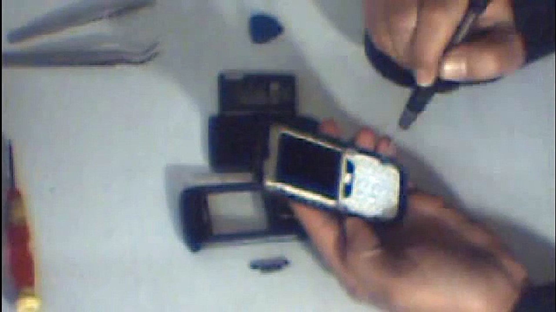 Nokia 1680 classic Disassembly and assembly - video Dailymotion
