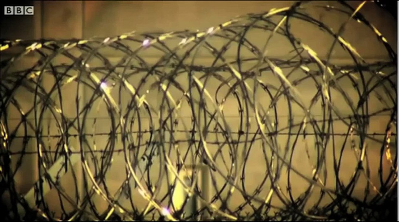 Breaking News - What is life like after solitary confinement_ - BBC News