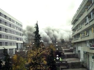 DEMOLITION TOUR DE MONTREYNAUD