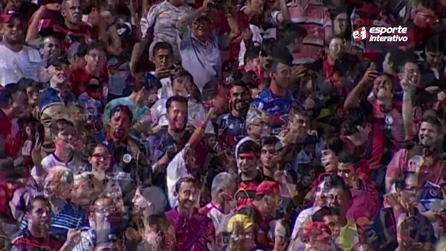 Felipe Alves abre o placar para o Campinense, contra o Auto Esporte