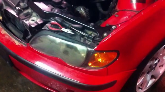 BMW e46 how to replace turn signal light bulb-side marker in 30 seconds %21 BMW 318 320 323 325 330