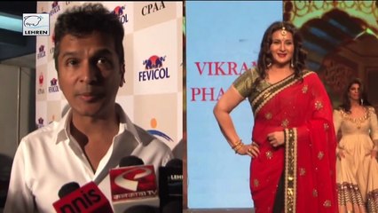 Shocking Video Of Poonam Dhillon Falling On Ramp