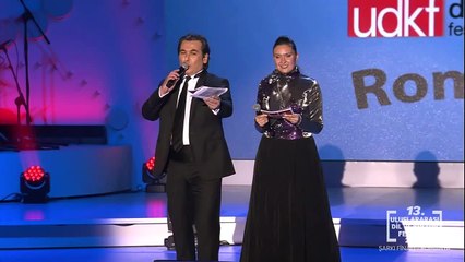 22 Mehmet Altan Türkçeyi sevenleri sevmeyenleri sevmiyoruz 13.Türkçe Olimpiyatı Şarkı finali 2015 Romanya