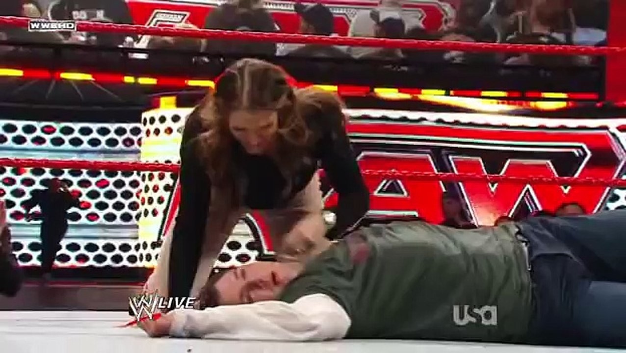Randy Orton Attacks Stephanie McMahon