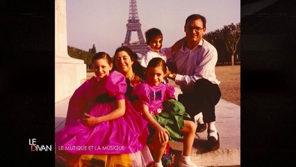 Mika le somnambule - Mika dans le Divan