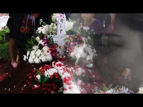 Ayahanda Yunita Siregar Meninggal Dunia - Hot Shot 07 Februari 2015