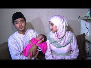 Ricky Harun dan Herfiza Gelar Acara Aqiqah -  Hot Shot 23 November 2014