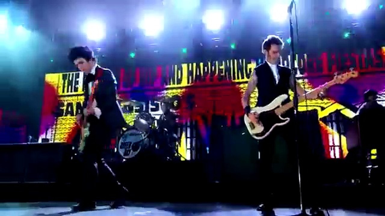 Green day - When I come around + Basket case - live - Rock'n'roll hall of fame 2015