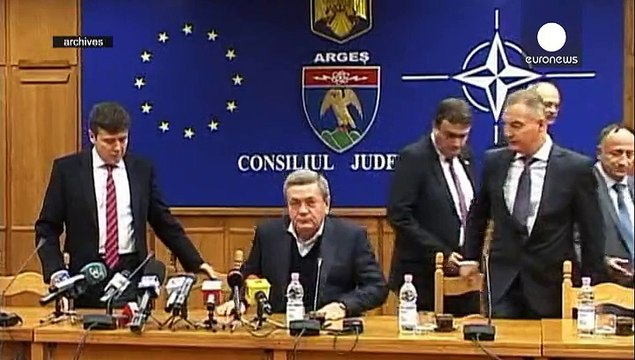 Romanian minister resigns over 'thugs and prostitutes' comment