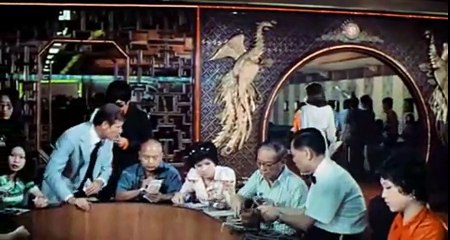 L'Homme au pistolet d'or, bande-annonce