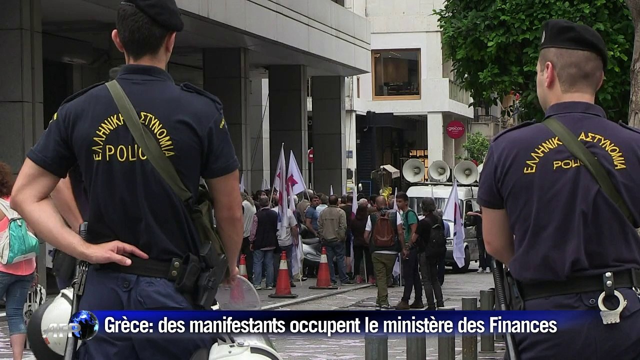Des manifestants grecs ont occupé le ministère des Finances