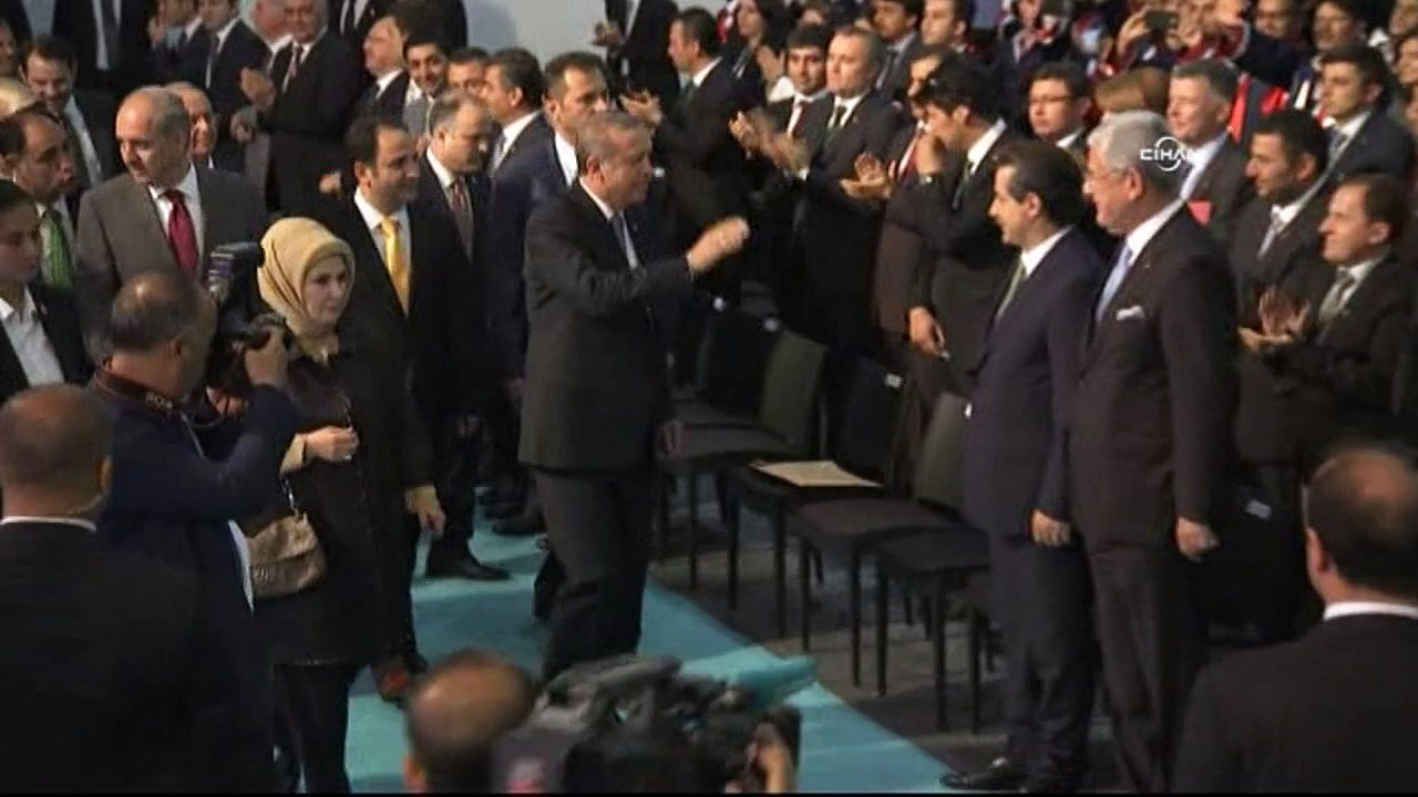 Turquie: Erdogan plaide pour la formation rapid...