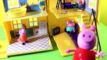 Peppa Pig Cartoons: Peppa Pig & Family - Country House! Kid's Cartoons Animations